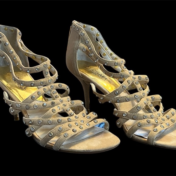 Michael Kors size 8M shoes - Picture 3 of 8